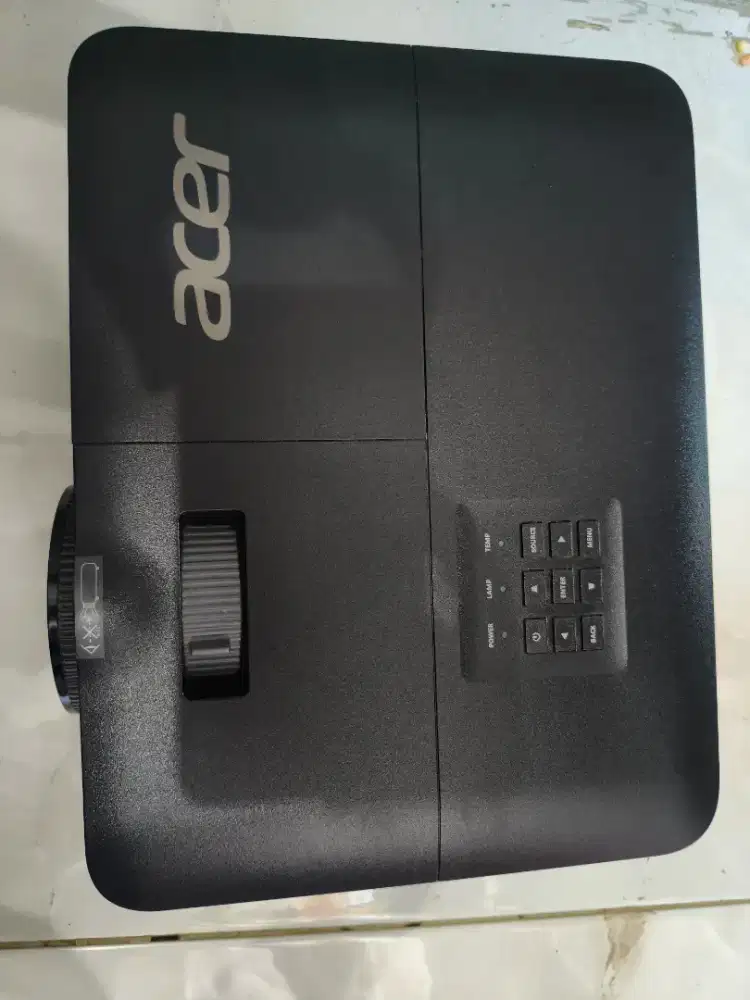 Proyektor Acer BS-120PA