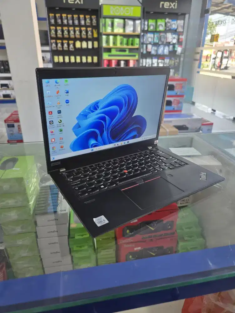 LAPTOP LENOVO I5 GEN10 RAM 16GB SSD 256GB TOUCHSCREEN