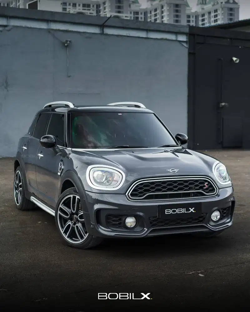 NIK 2019 MINI Cooper S Countryman JCW Grey on Black