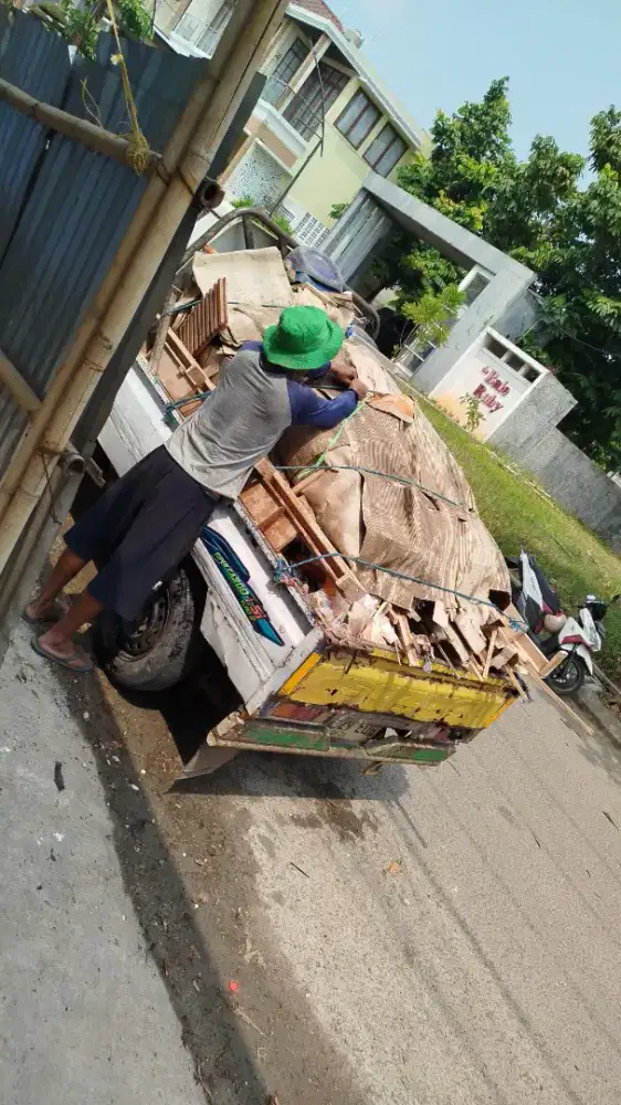 Jasa buang puing sampah proyek dll