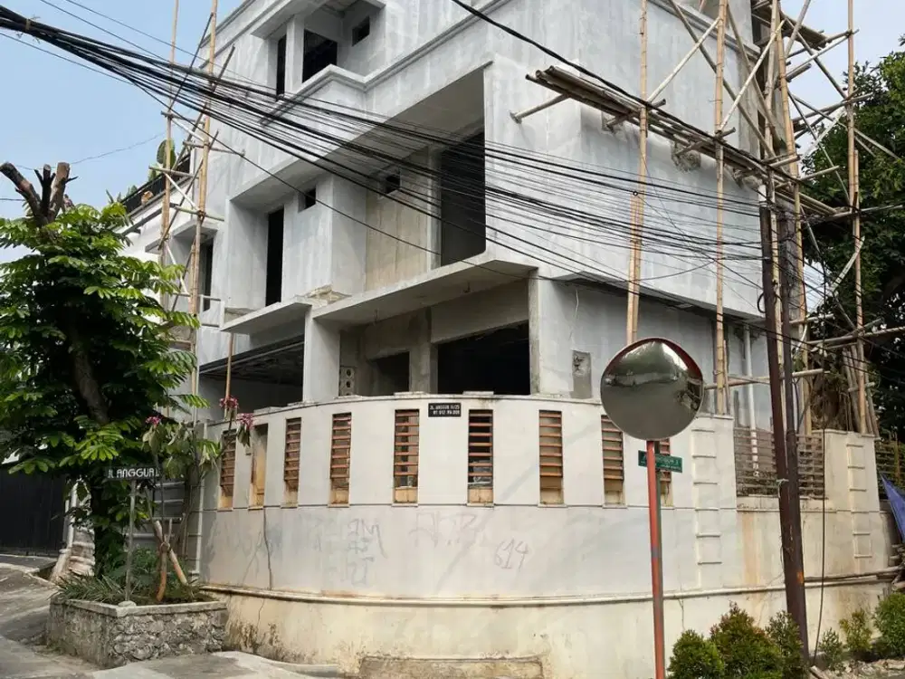 rumah Dijual Cipete 3 lantai Modern Minimalis  Bebas Banjir