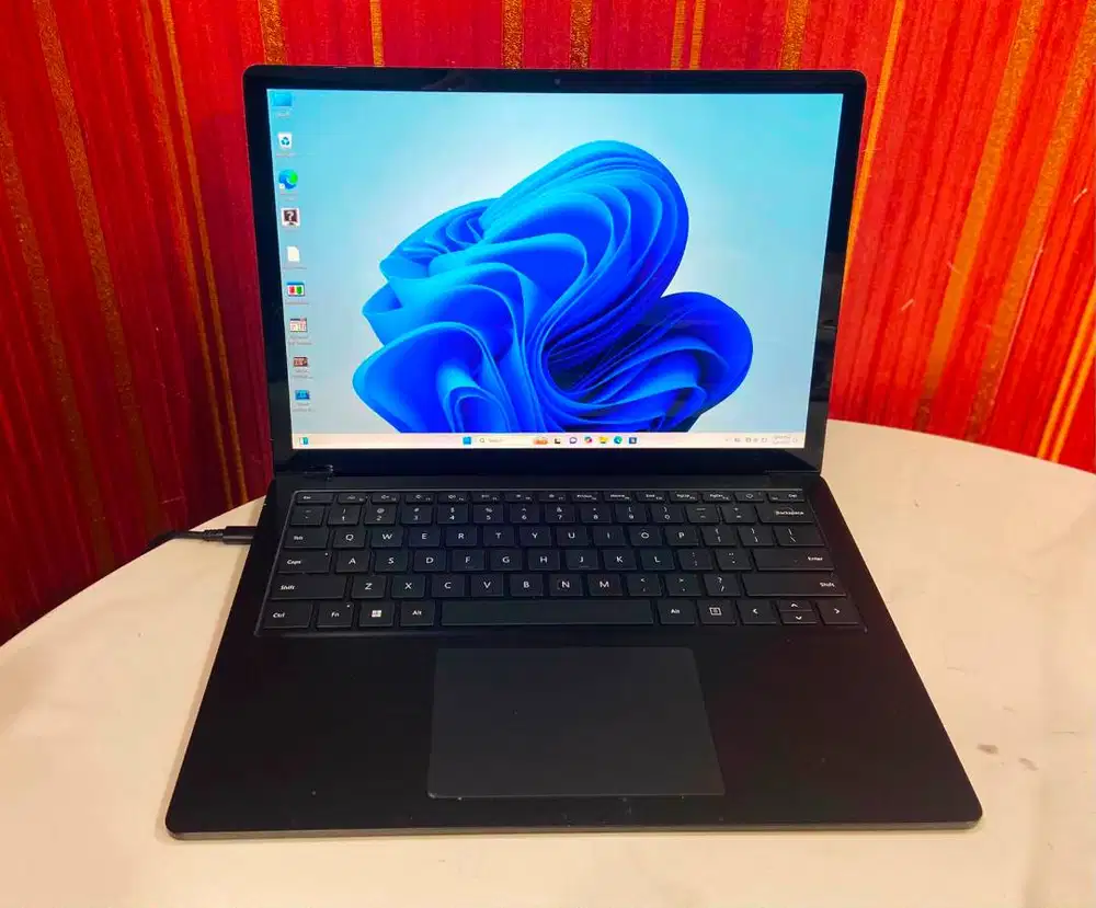 LAPTOP PELAJAR & KARYAWAN SURFACE LAPTOP 4 I7 GEN11 16/512 13IN *ECM*