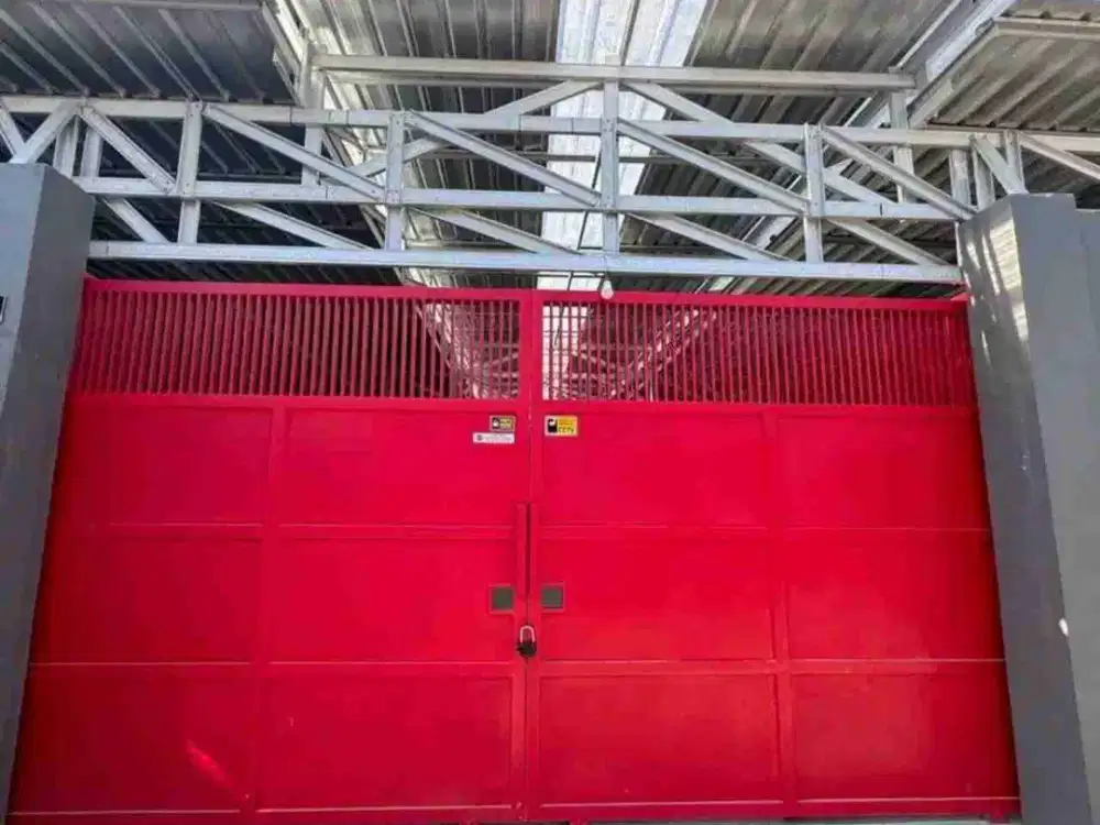 Gudang Baru Renovasi di Petenon Surabaya