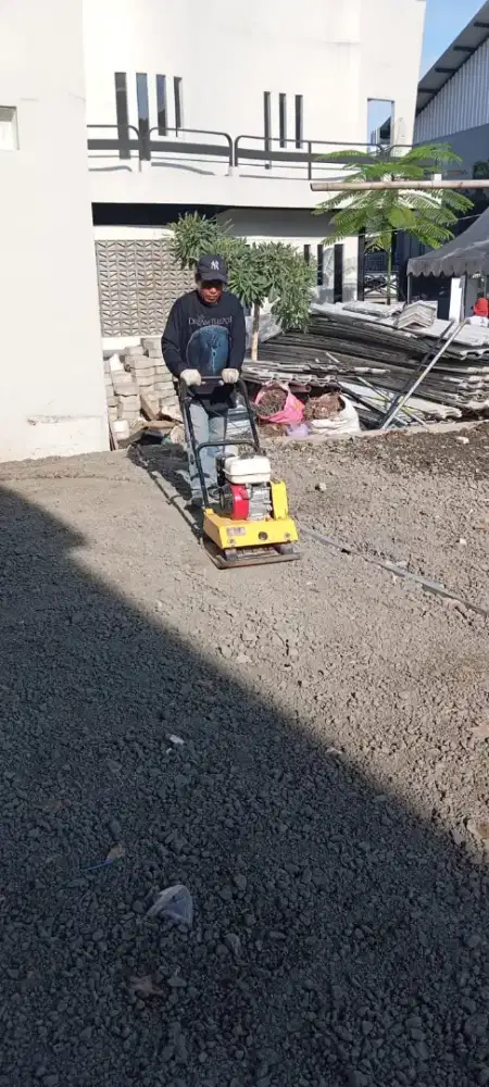 Genset 5000watt stamper kuda jackhammer
