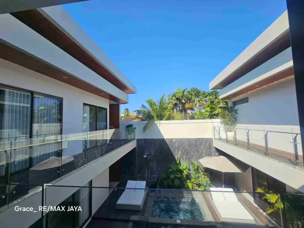 Premium Modern Luxury Villa di Area Seminyak Kuta