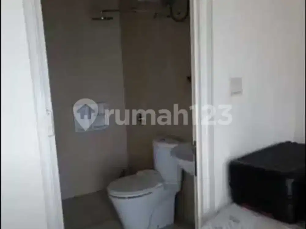 Dijual Rumah Siap Huni di Layar Permai Pik 1 Jakarta Utara