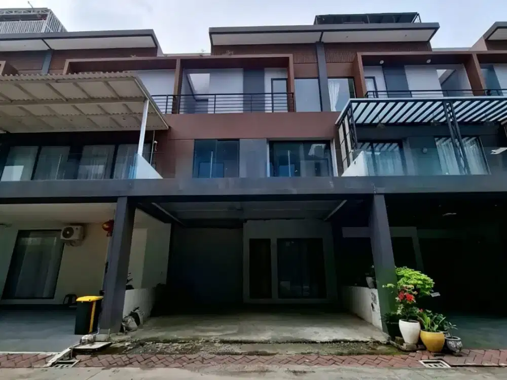 DIJUAL CEPAT VILLA KOMPLEK GIVENCY ONE HARGA TERBAIK