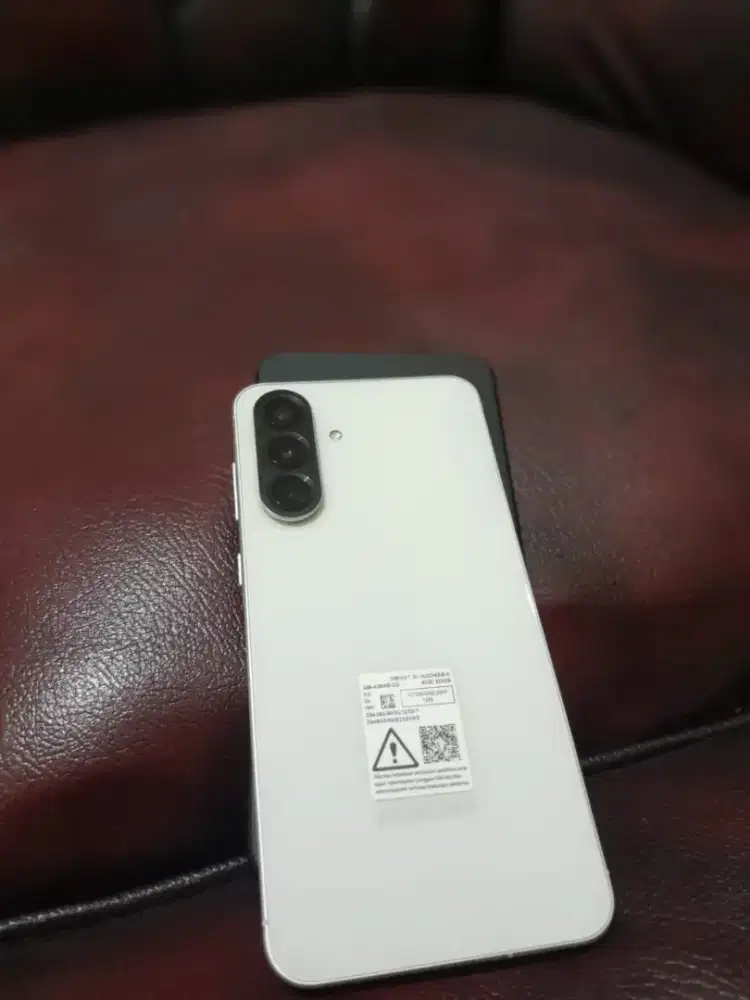 Samsung A56 5G .