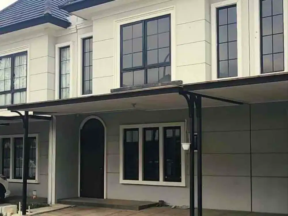Rumah Mansion Nine 150 meter dr Gate Utama Perumahan