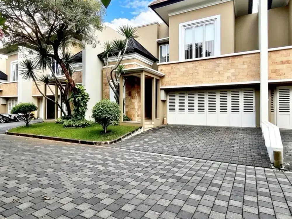 serasa di villa warm & cozy! hunian mediterania private swimming pool jalan depan lebar di pejaten barat jaksel
