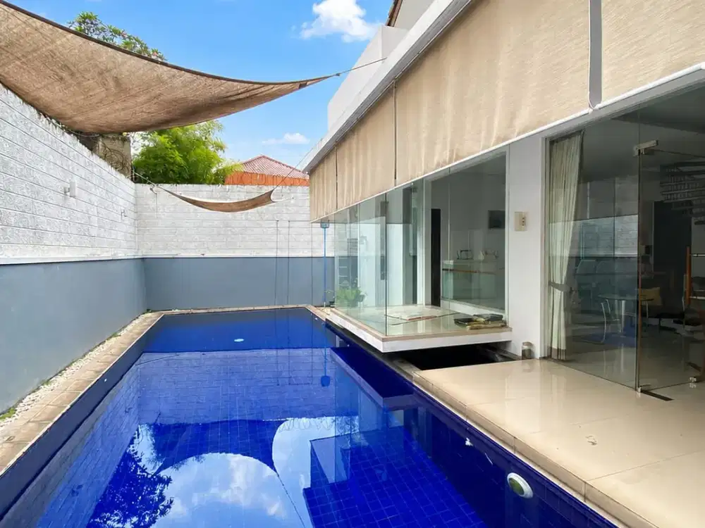 Dijual Rumah dengan Tanah Luas Ada Halaman dan Kolam Renang Pribadi Dalam Cluster Exclusive di Bintaro Jaya Gb-18700