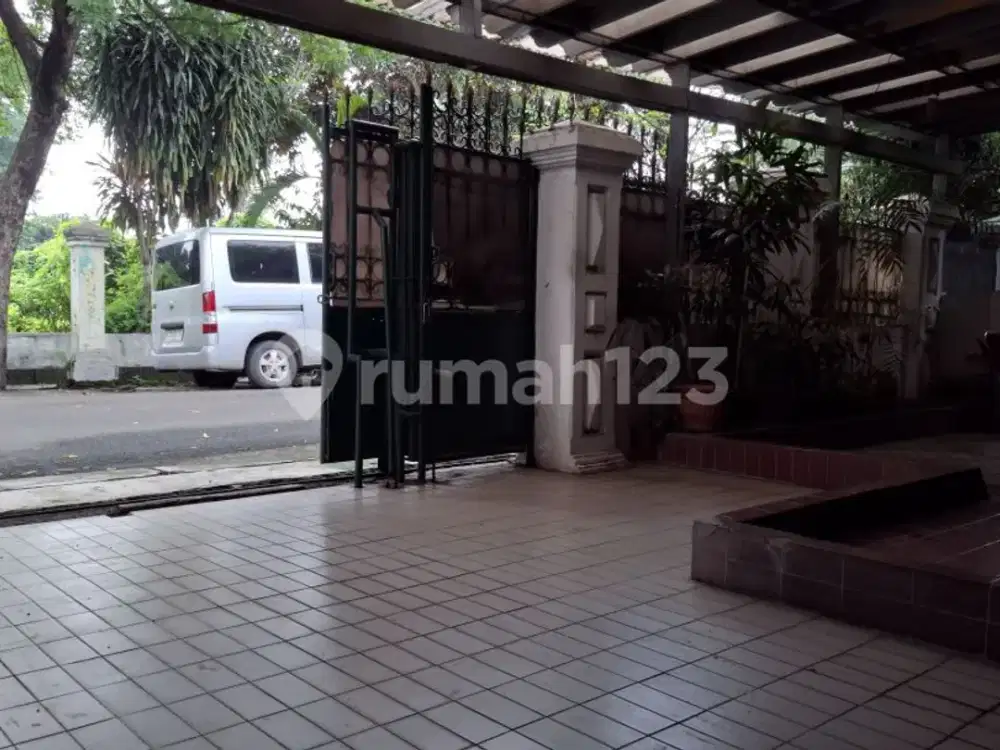 Dijual Rumah Siap Huni Di Tebet Jakarta Selatan