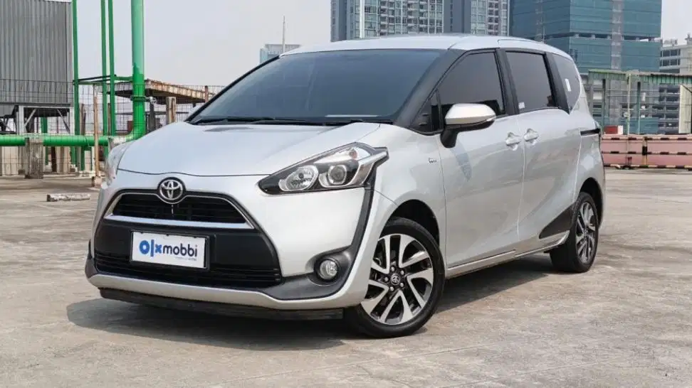 KM Rendah - Toyota Sienta 1.5 V Bensin-AT 2017