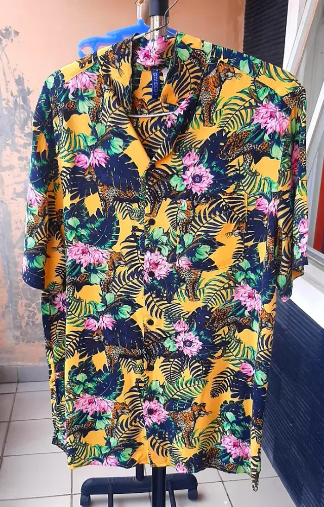 H&M kemeja pantai sz L