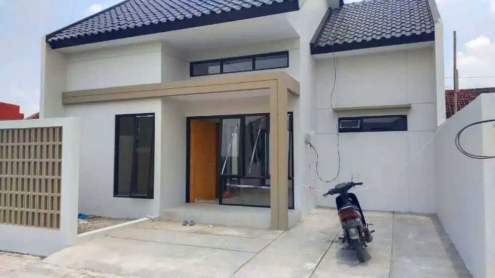 Strategis, Akses mudah . Legalitas Lengkap, Rumah Desain Bebas. Bs KPR