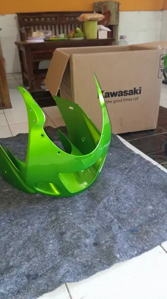 Jual rugi saja,,Fairing atas/depan Kawasaki Ninja RR old