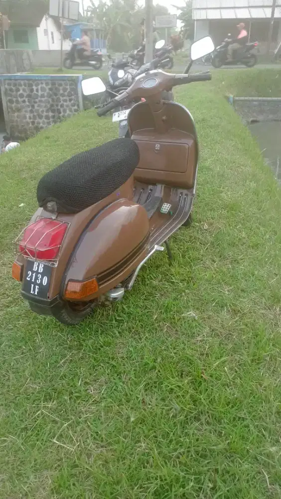 vespa px tahun 81
