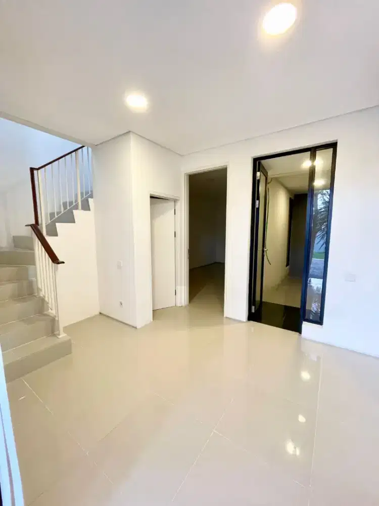 Jual Rumah Baru 2 Lantai Full Renov di area Northwest CITRALAND, Sby