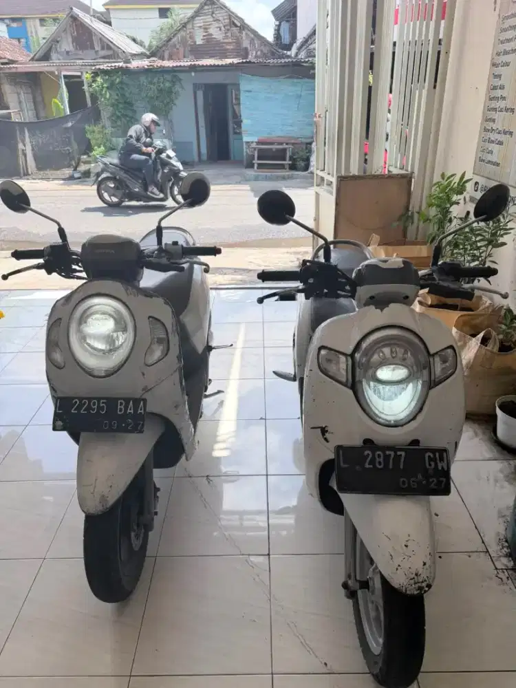 DIJUAL 2 MOTOR HONDA SCOOPY TAHUN 2017 & 2022 harga 30juta nego tipis