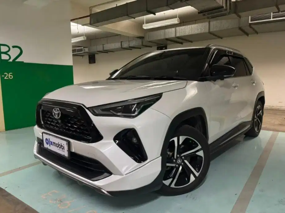 LOW DP Toyota Yaris Cross 1.5 S GR TSS Bensin-AT 2023 ROZ