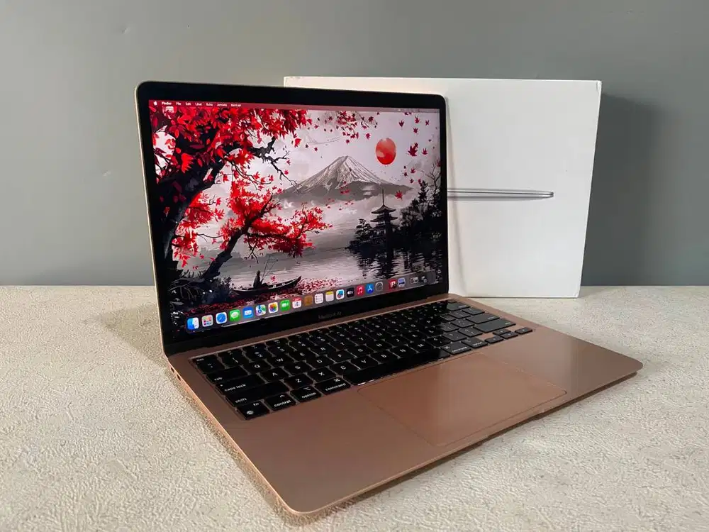 MacBook Air M1 8/256 CC 498 BH 85% Mulus – Siap Pakai!