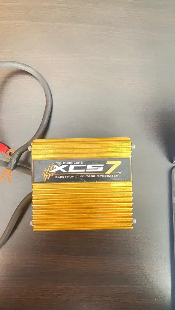 Stabilizer Mobil Hurricane XCS7