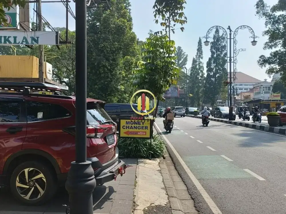 BEST LOCATION TANAH KOTAK DI IR DJUANDA DAGO MAINROAD BANDUNG