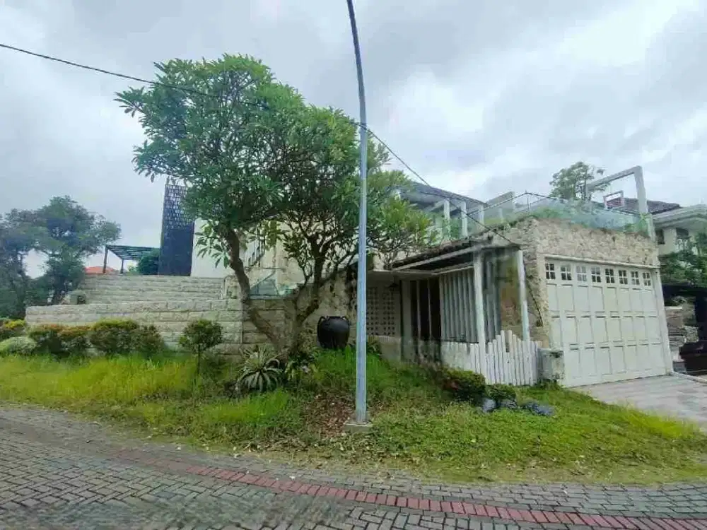 0827 Jual Lelang Rumah Surabaya Sukomanungal Di Taman Hunian Satelit