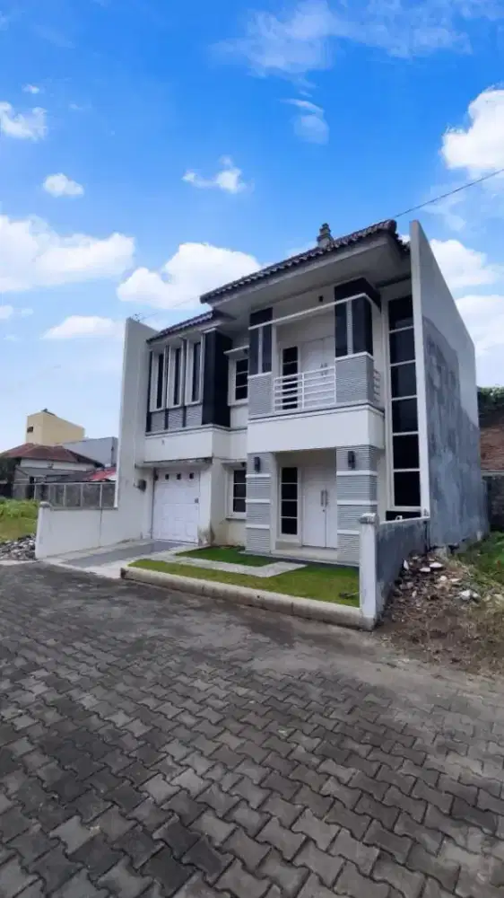 Termurah, rumah 2 lantai dekat jln Menteri Supeno Nitikan Umbulharjo