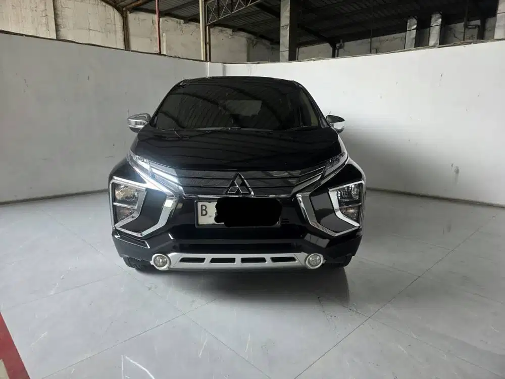 Mitsubishi Xpander Ultimate AT ( Matic ) 2018 Hitam Km 87rban genap