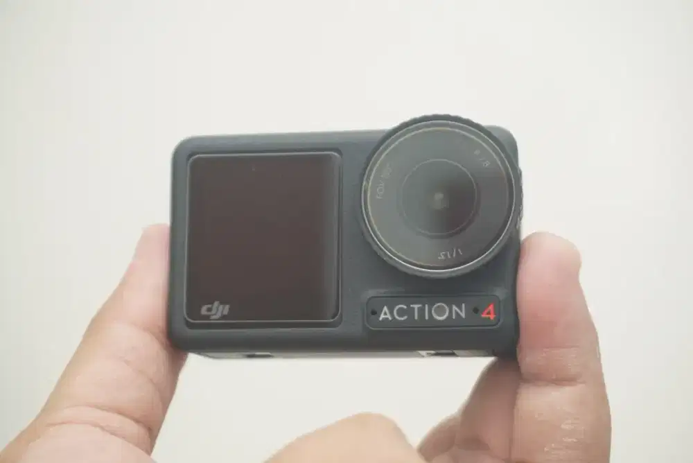 DJI OSMO ACTION 4 ADVENTURE COMBO ACTION CAM