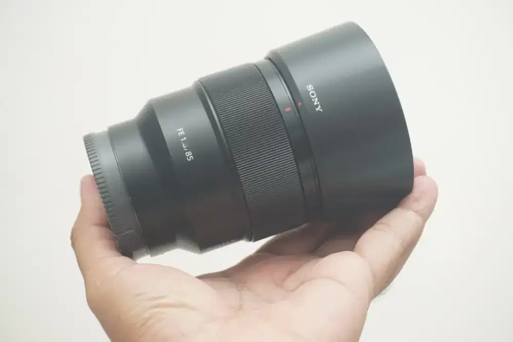 SONY FE 85mm F1.8 Lensa FIX Fullframe 85 mm F/1.8 Mirrorless