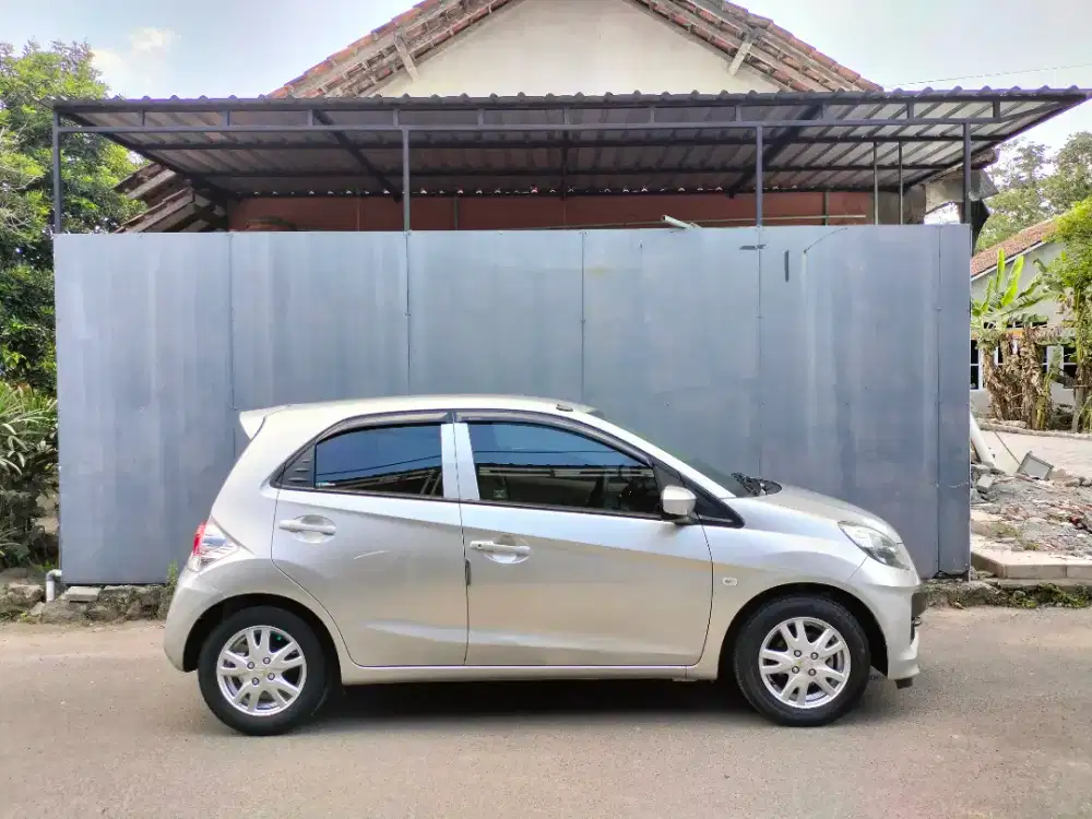Brio E 2014 low km ex tgn 1 dr baru
