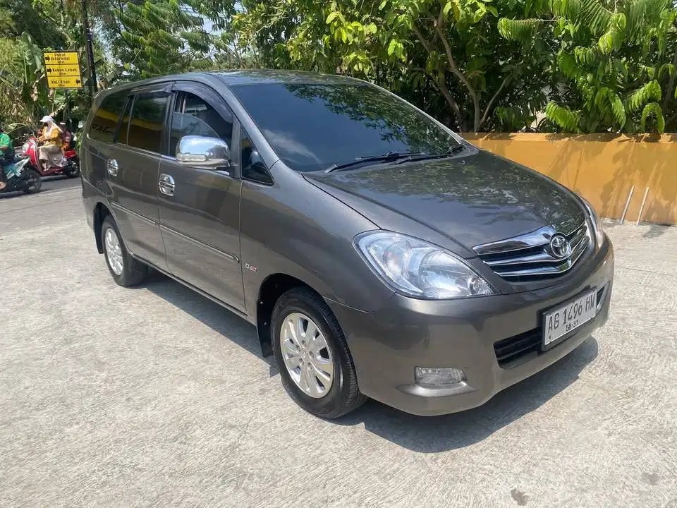 Toyota Kijang Innova 2.5 V 2009 Bendol bisa tukar tambah sekoto badas