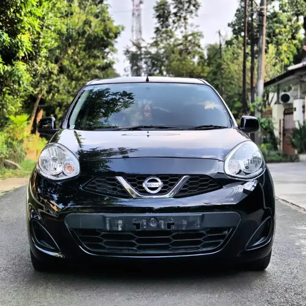 Nissan March 1.2 L Automatic 2015