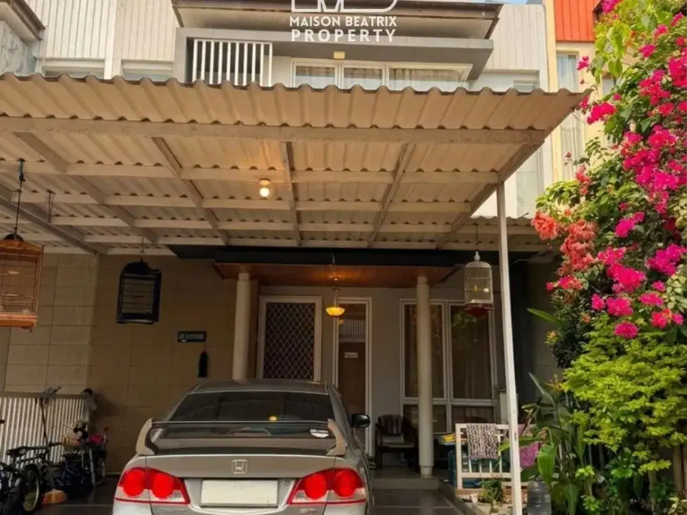 RUMAH 3 LANTAI SIAP HUNI LOKASI SANGAT STRATEGIS DI CBD CITRA GRAND JATISAMPURNA -  BEKASI