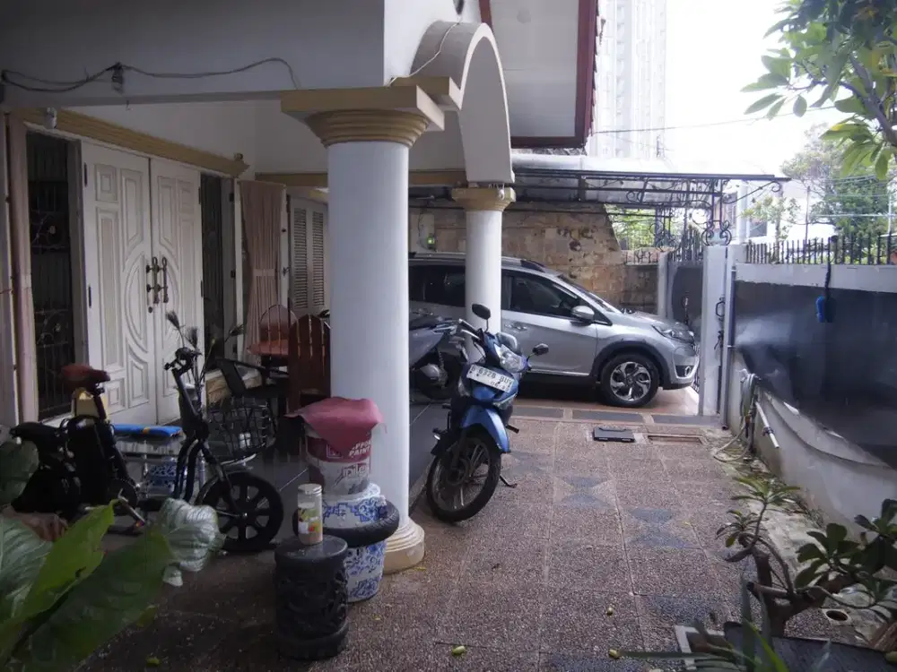 Rumah siap huni di Cempaka Putih Tengah - Jakarta Pusat