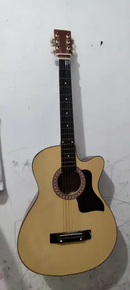 GITAR YAMAHA DI JUAL CEPAT
