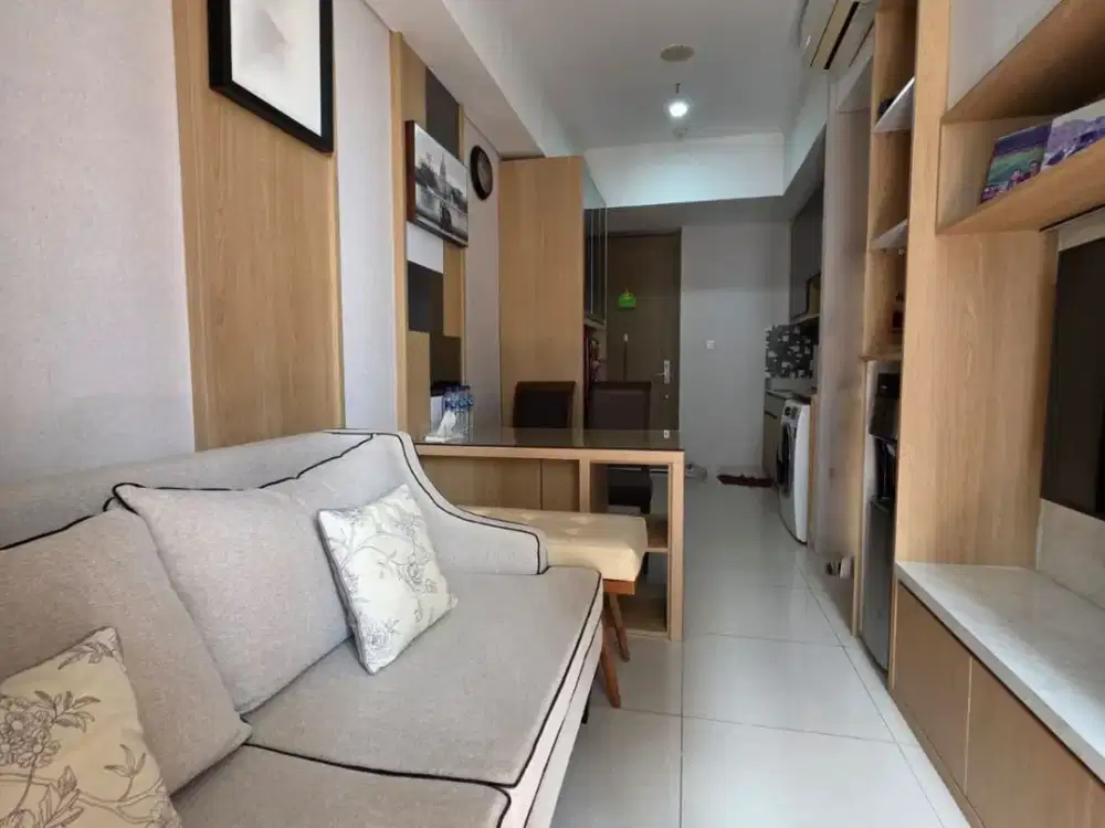 Taman Anggrek Residence 3 kamar Furnished Cantik Jual Cepat