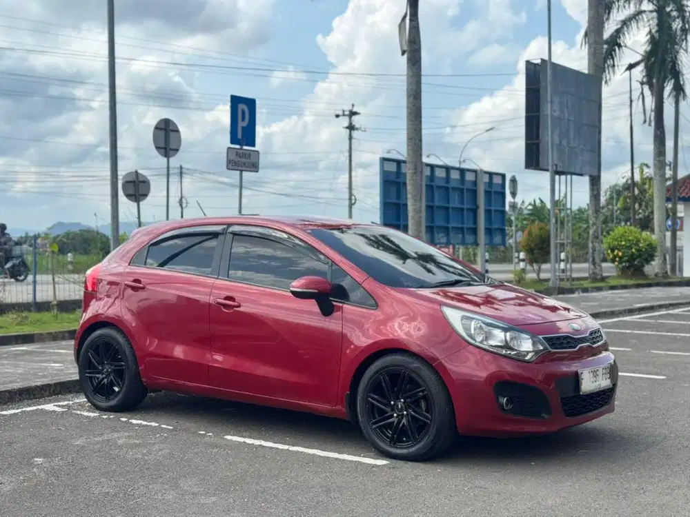 KIA RIO SE MATIK 2013