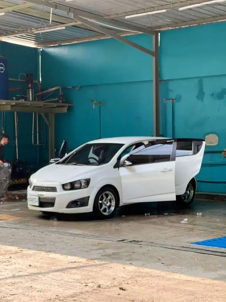 Chevrolet Aveo 2014 Bensin