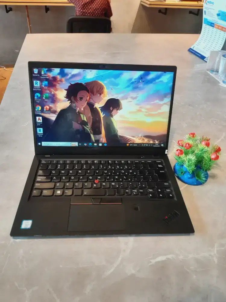 Lenovo X1 Carbon 6th | i5-8 | Sangat ringan, Slim