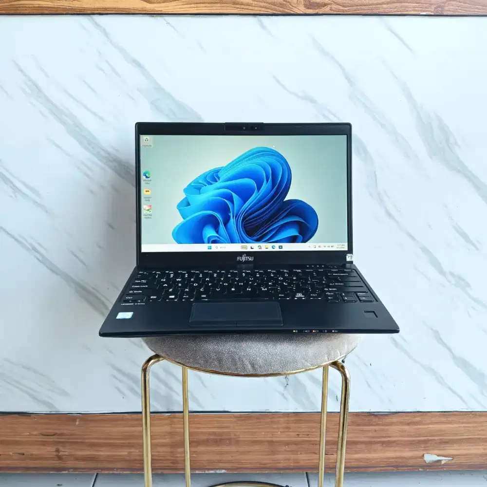 FUJITSU LIFEBOOK U939 I7-8665U RAM 8GB SSD 256GB