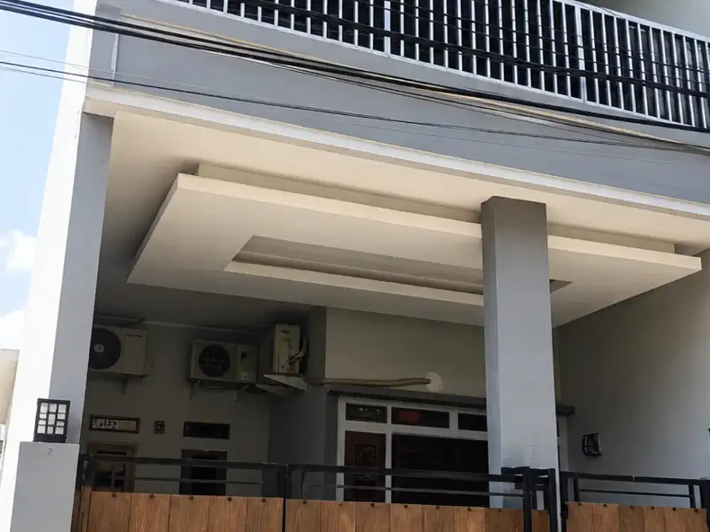 Rumah 2 Lantai Semi Furnished di Perum Bayur Sarana Indah, Sepatan - Tangerang