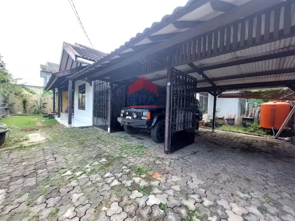 Dijual Rumah Lama terawat Lokasi Strategis Komplek Ujung Berung Indah