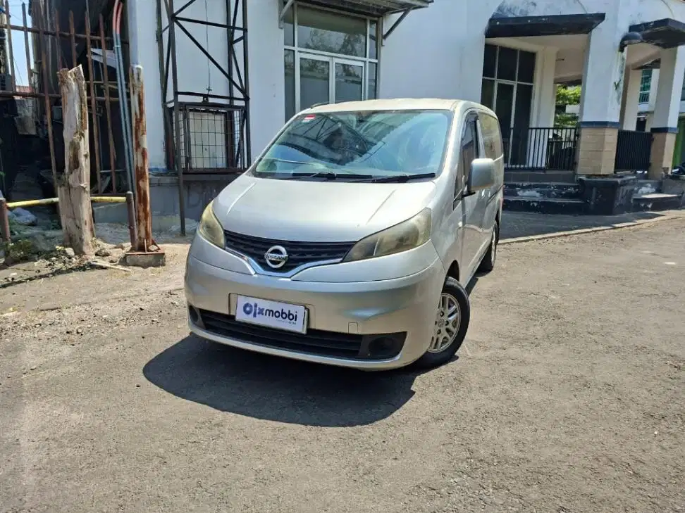 Hot Sale - Nissan Evalia 1.5 SV Bensin MT 2013 Silver