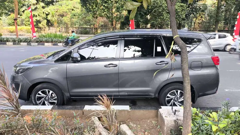 Toyota Kijang Innova 2023 Diesel