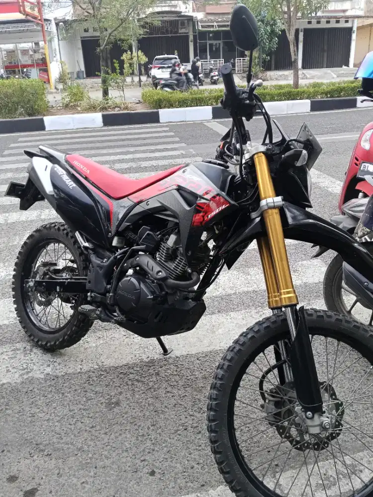 Honda CRF 150 lok nesu