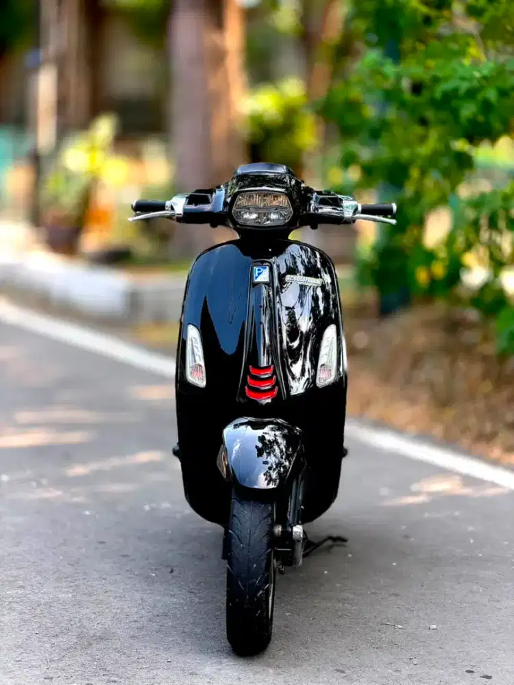 VESPA SPRINT S 150 IGET ABS 2019 HITAM - TERMURAH SEINDONESIA