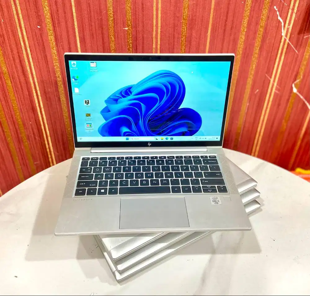 Laptop HP ELITEBOOK 830 G7 Core i5-10310U Ram DDR4 13.3inch N-EC
